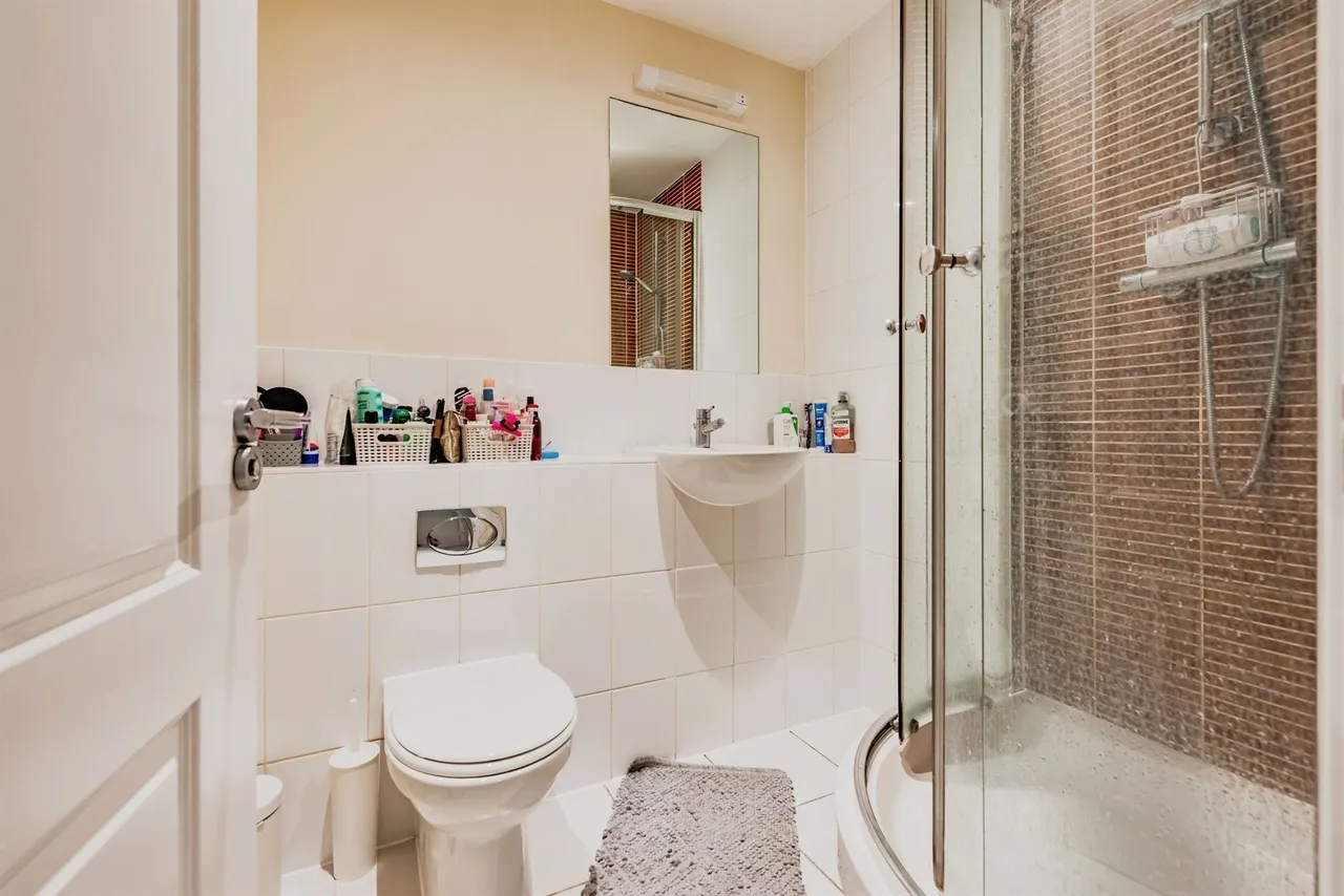 Ladbroke Road, Redhill, RH1, photo 7