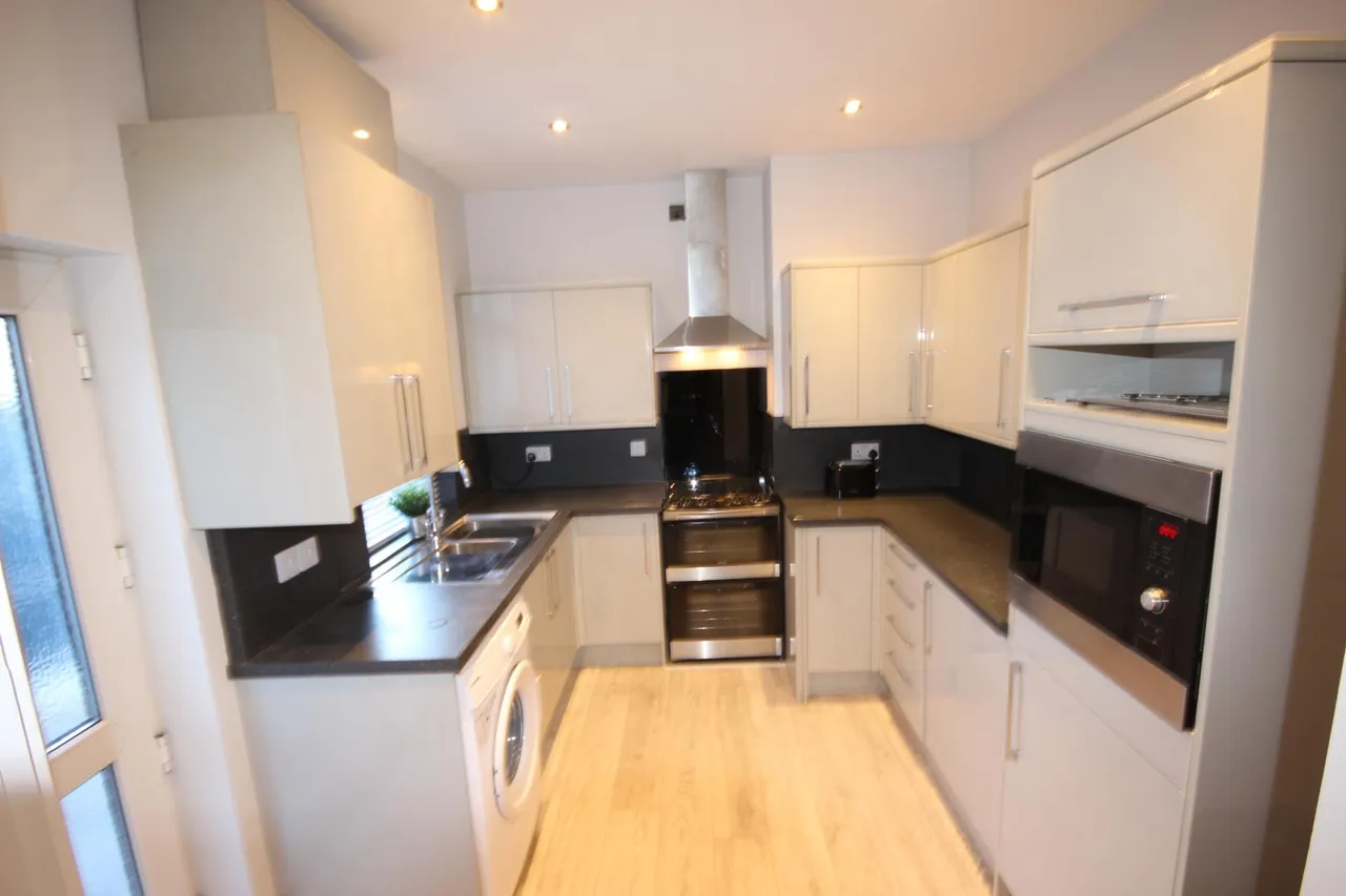 1 bed house to rent, Calais Road, Burton upon Trent, DE13