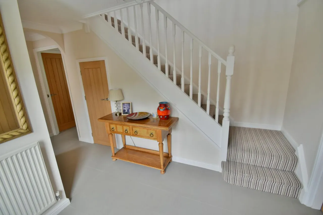 Casterbridge Road, BH22, photo 11