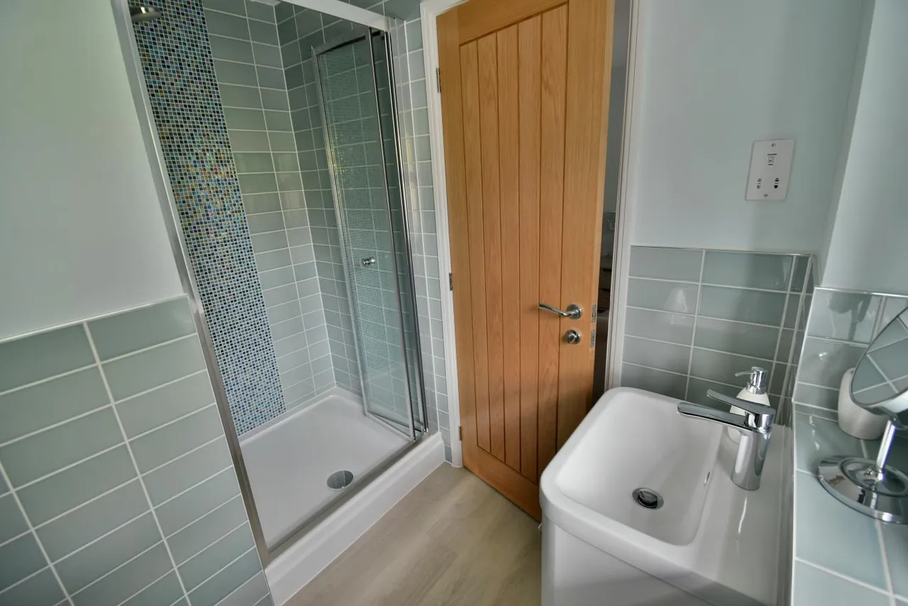 Casterbridge Road, BH22, photo 16