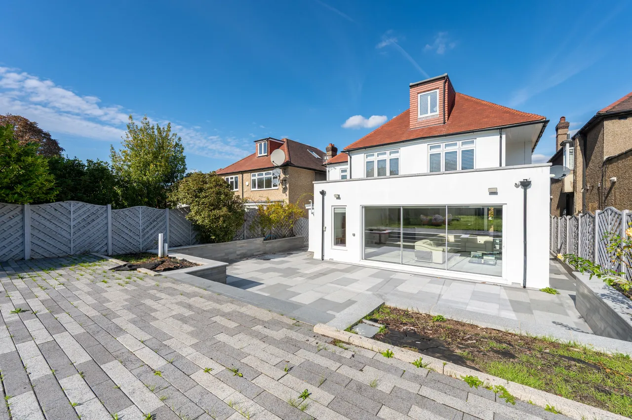 7 Rowdon Avenue, London, photo 5