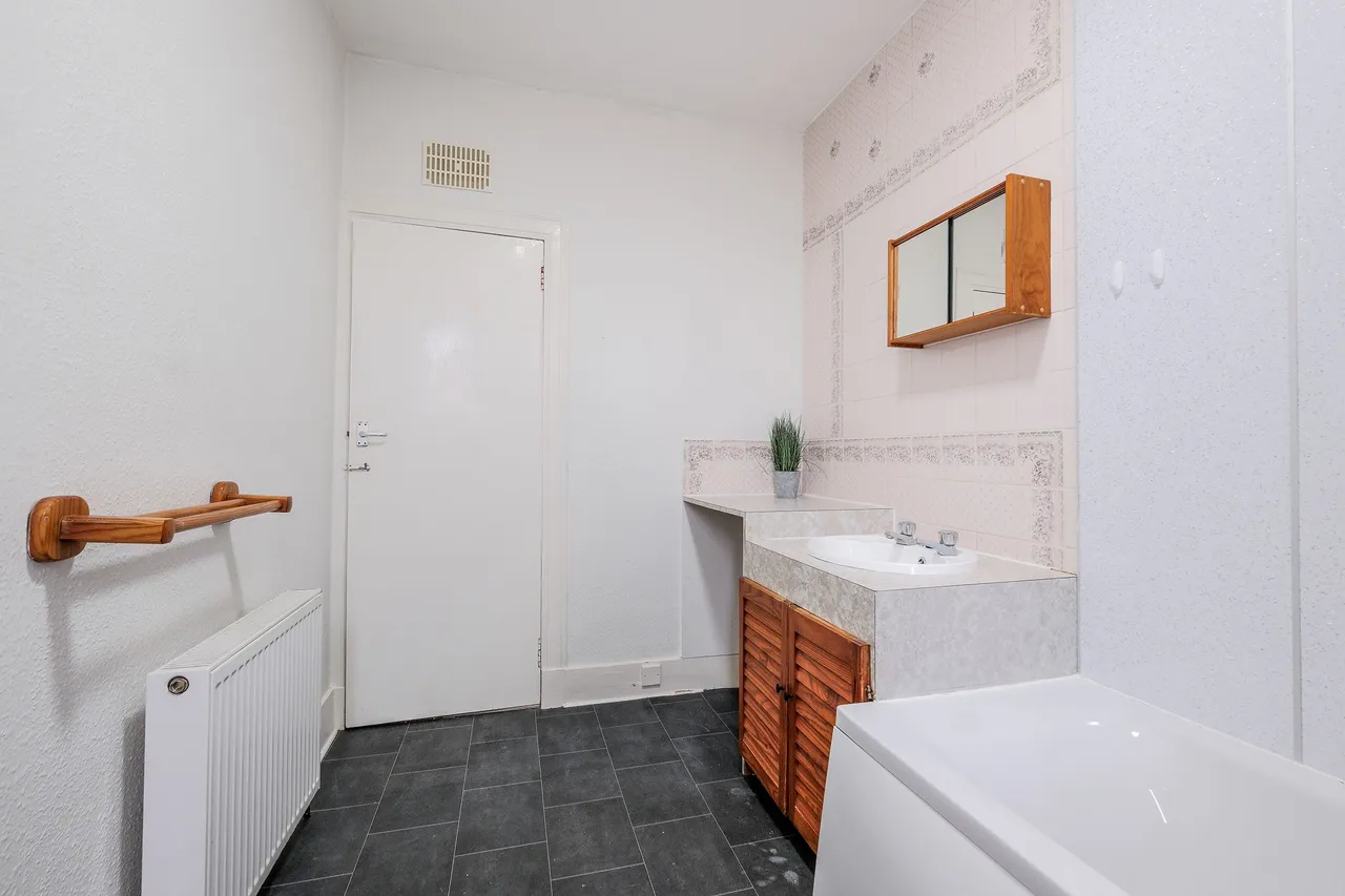 Claremont Place, Aberdeen, photo 13