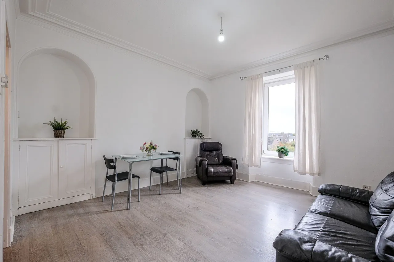 1 bed flat for sale — Claremont Place, Aberdeen