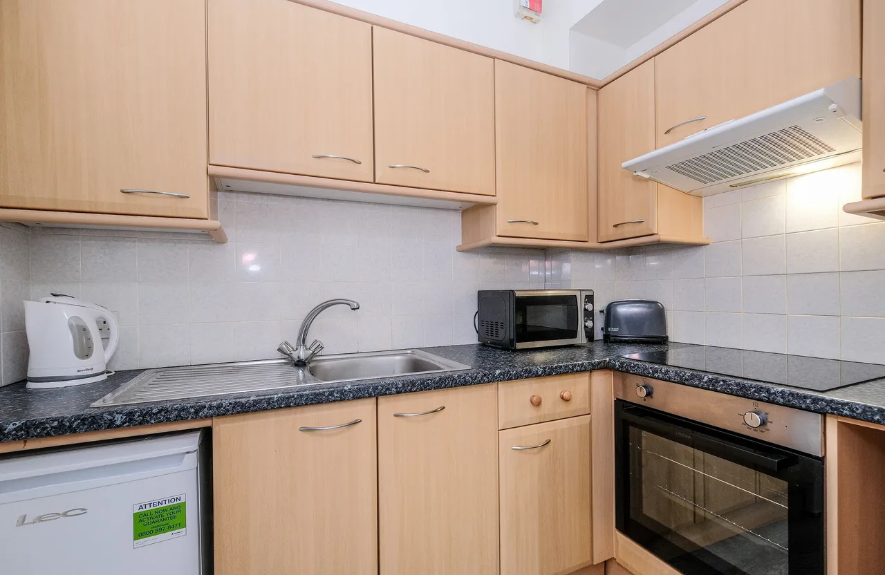 Claremont Place, Aberdeen, photo 10
