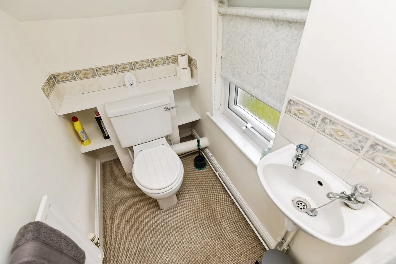 New Road, Brynteg, LL11, photo 15