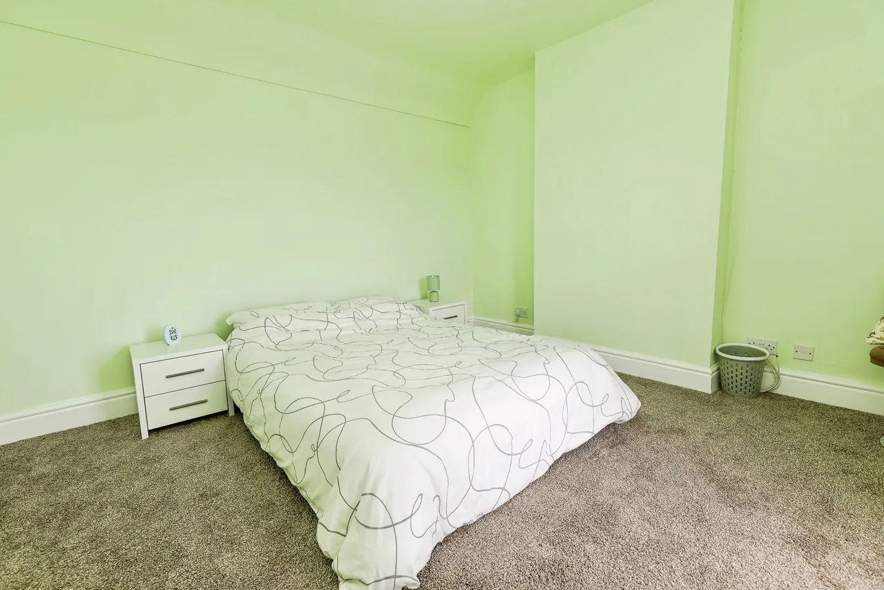 New Road, Brynteg, LL11, photo 8