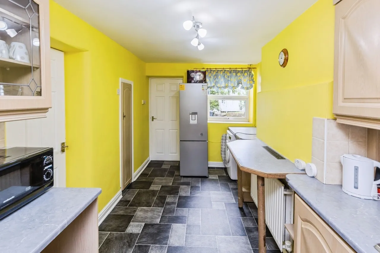 New Road, Brynteg, LL11, photo 7