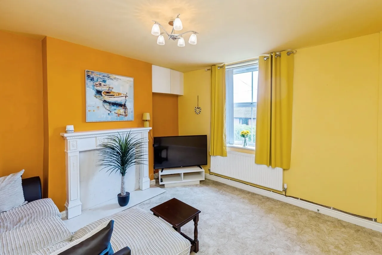 New Road, Brynteg, LL11, photo 2