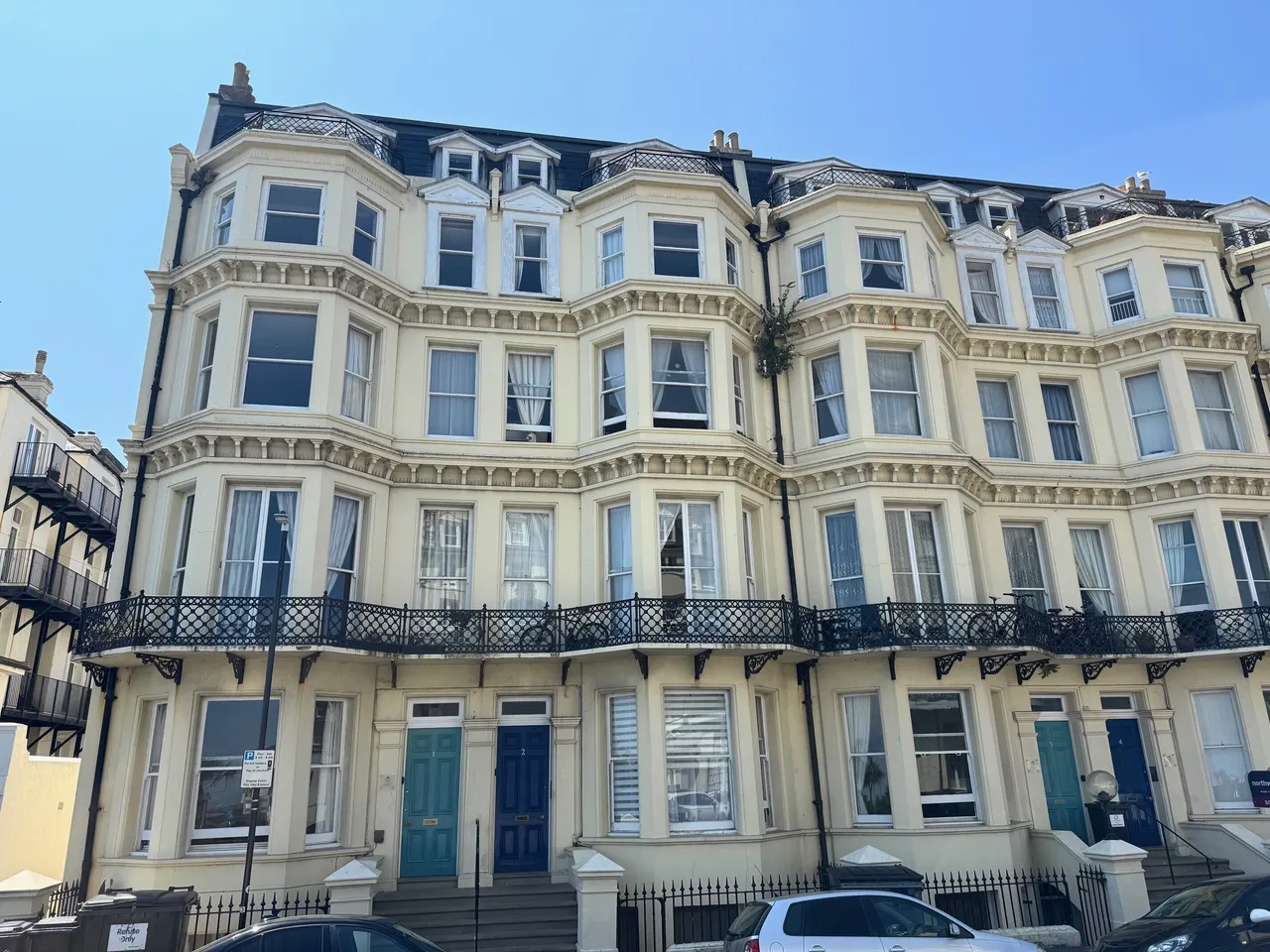 2 bed flat to rent, ZERO DEPOSIT OPTION Queens Gardens, Eastbourne, BN21