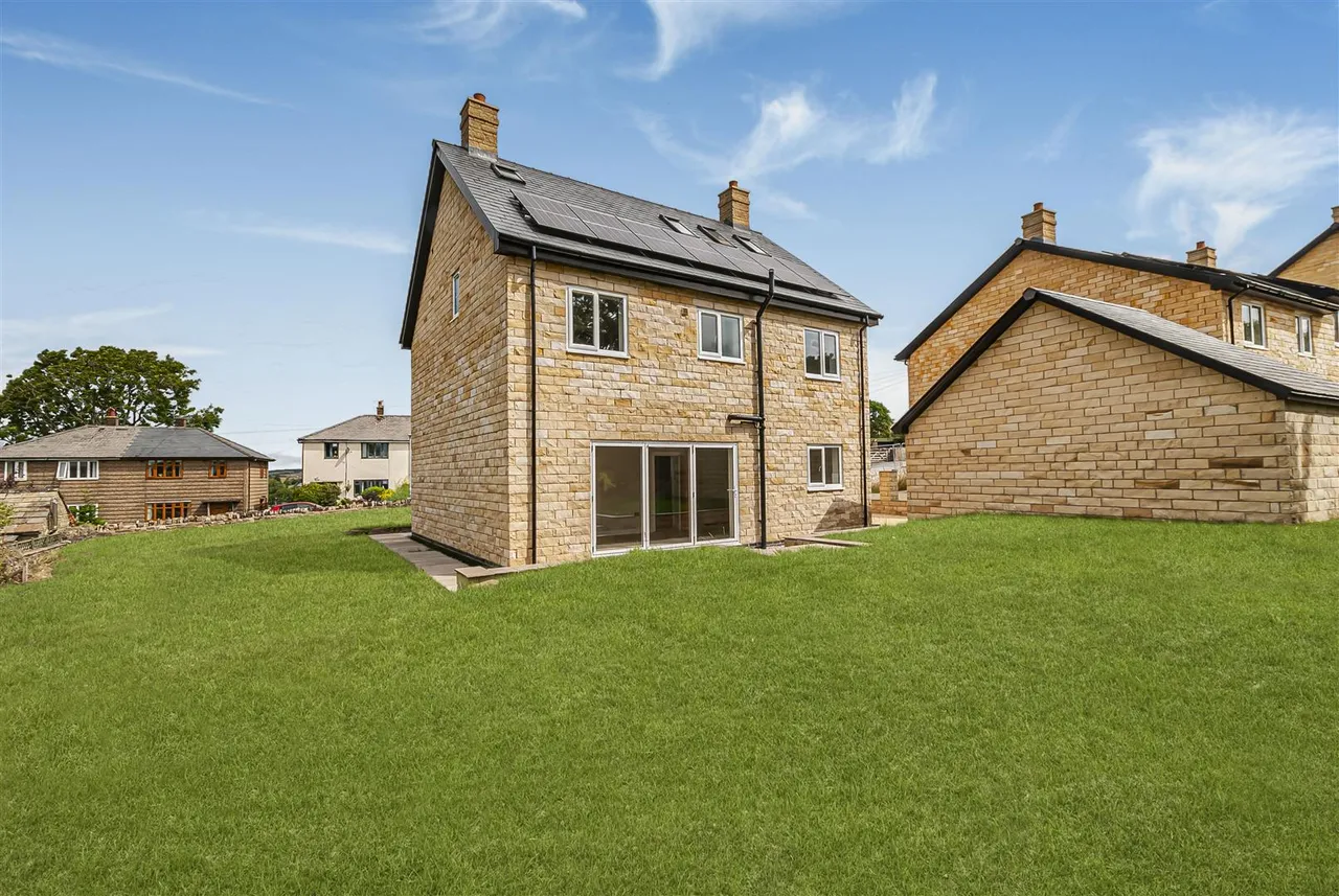 Cob Lane, Kelbrook, Barnoldswick, BB18 6TT, photo 34