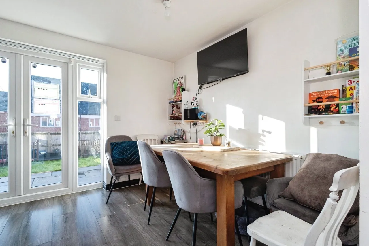 Horse Chestnut Drive, Manchester, Greater Manchester, M9, photo 6