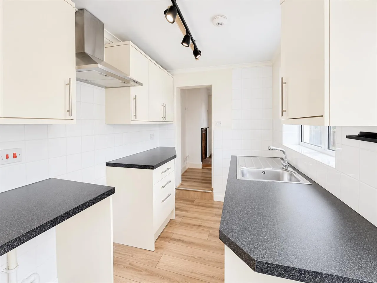 Stonefield Road, Hastings, TN34, photo 6