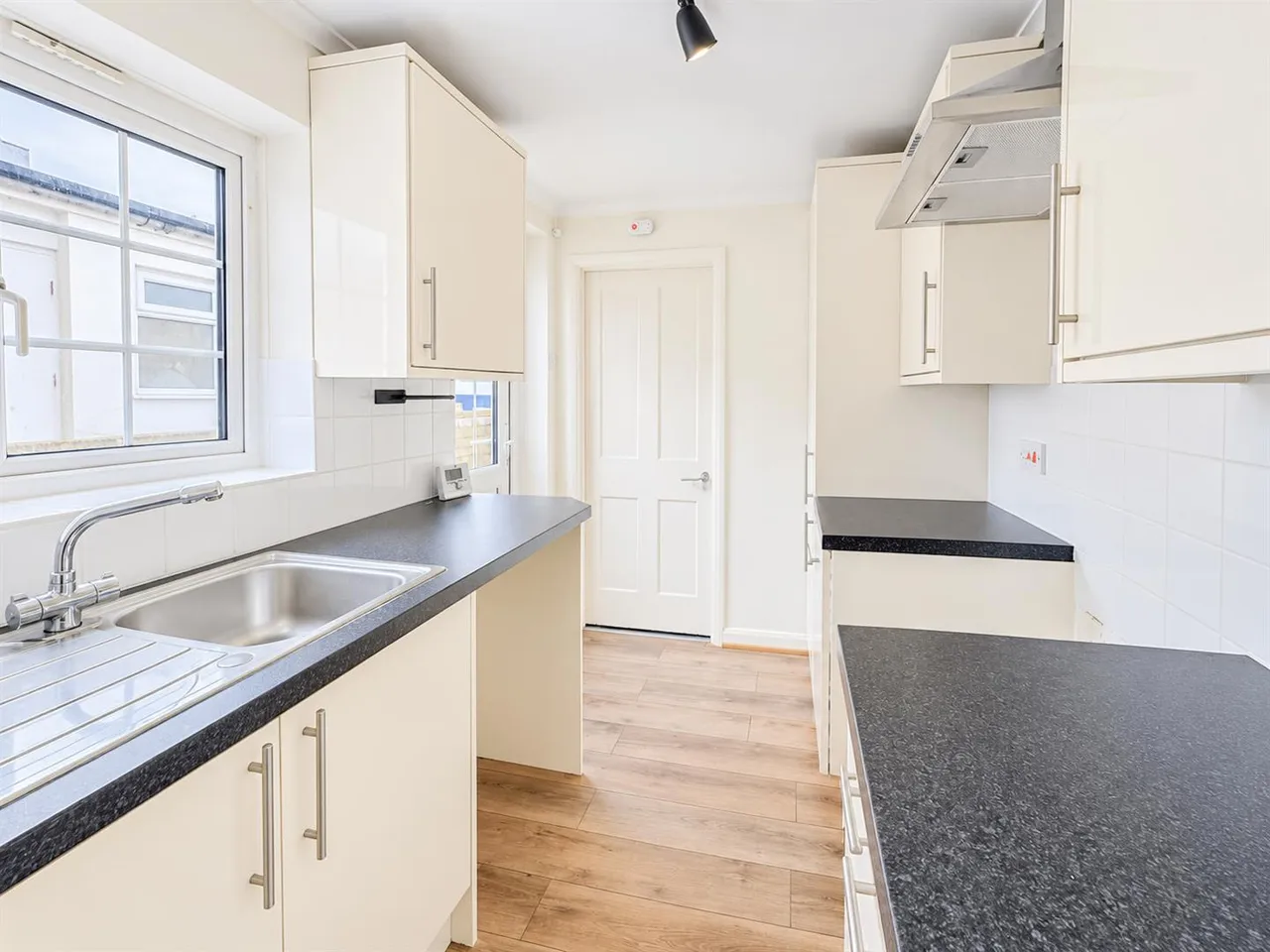 Stonefield Road, Hastings, TN34, photo 7