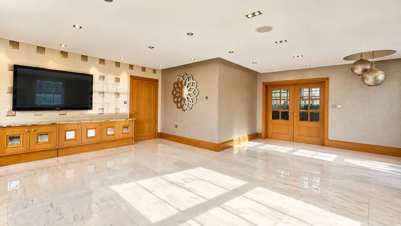 Barry Rise, Bowdon, WA14, photo 10