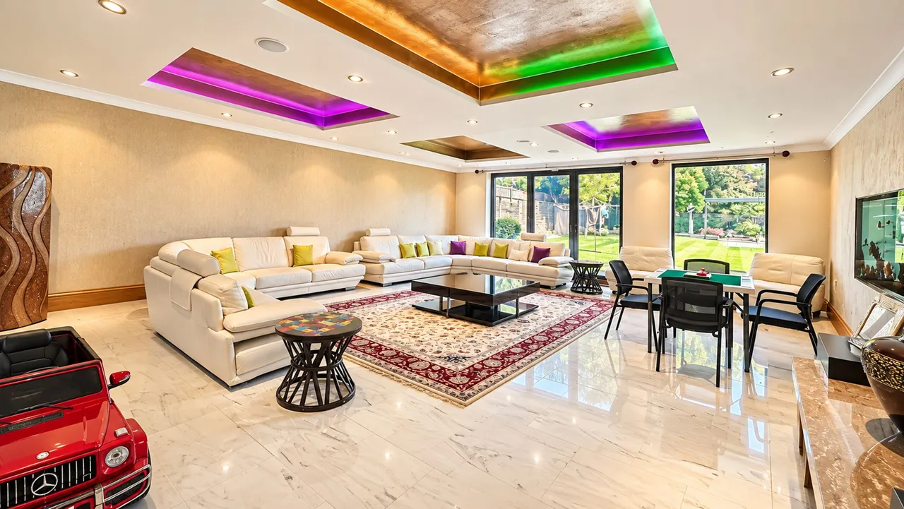 Barry Rise, Bowdon, WA14, photo 8