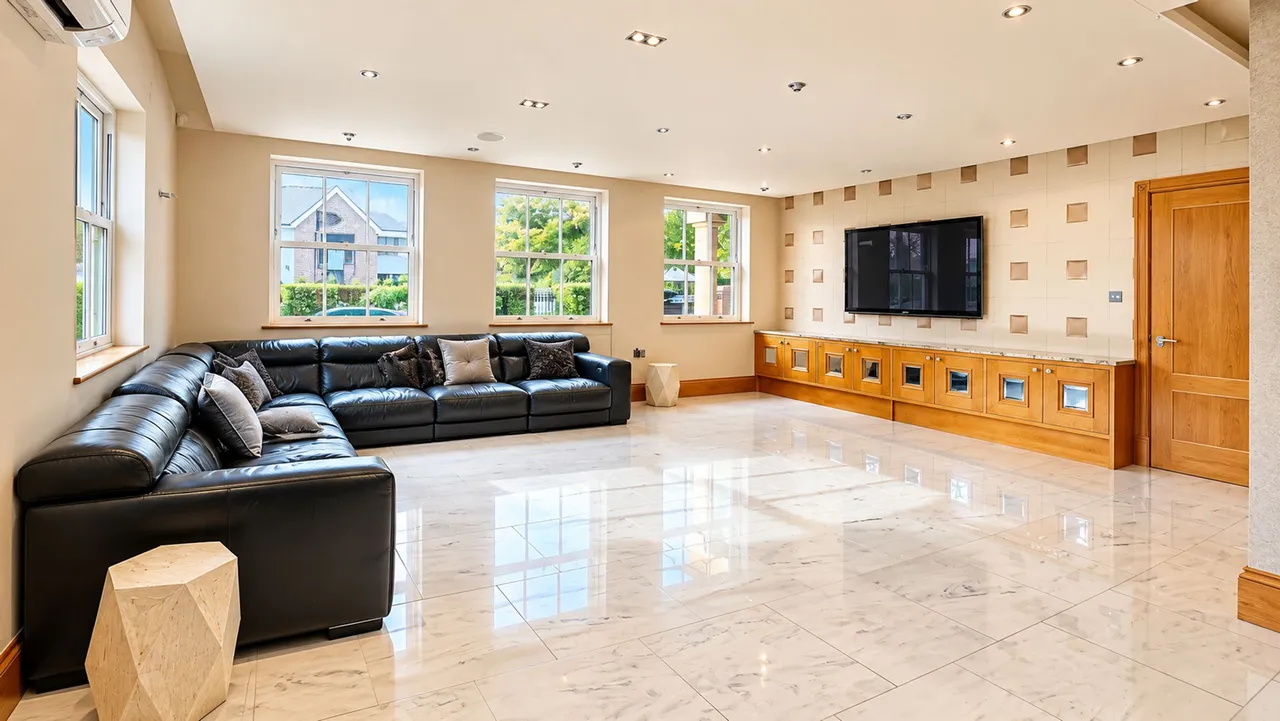 Barry Rise, Bowdon, WA14, photo 11