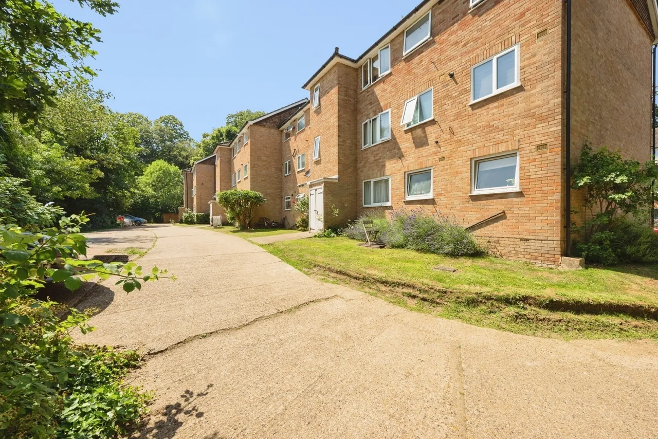 Ridgeway Road, Redhill, RH1, photo 13