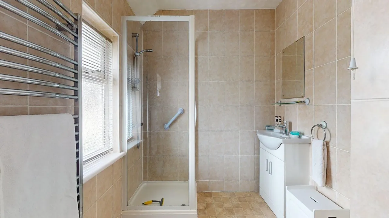 Jellicoe Avenue, Gravesend, DA12, photo 15