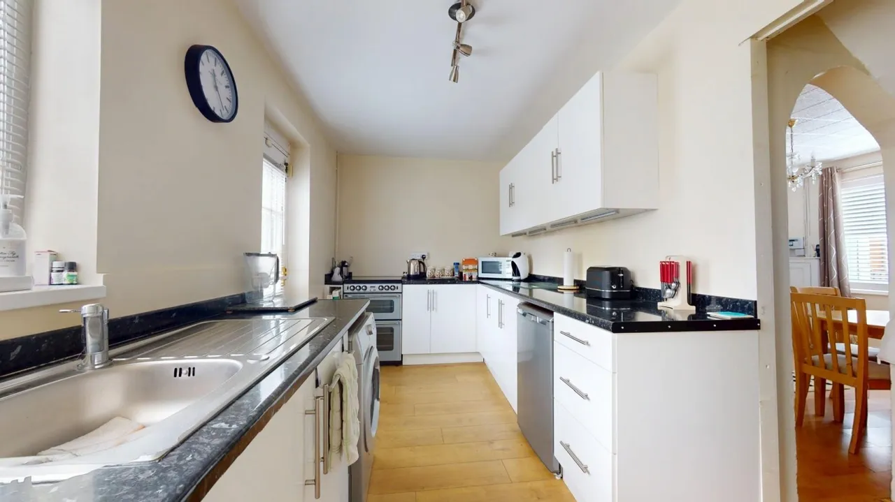 Jellicoe Avenue, Gravesend, DA12, photo 9