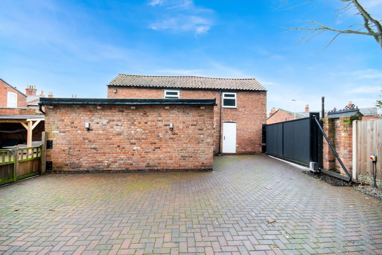London Road, Retford, DN22, photo 24