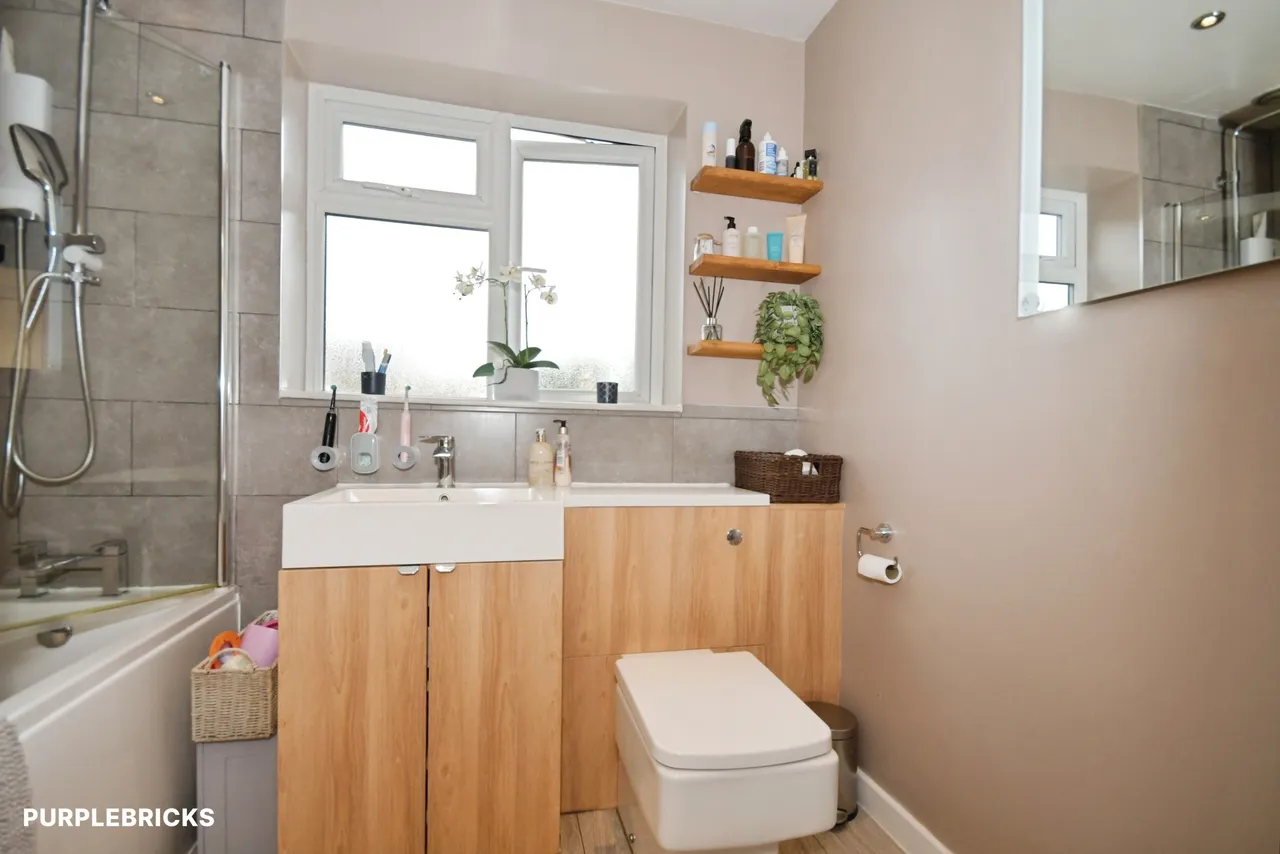 Birch Close, Wessington, DE55, photo 17