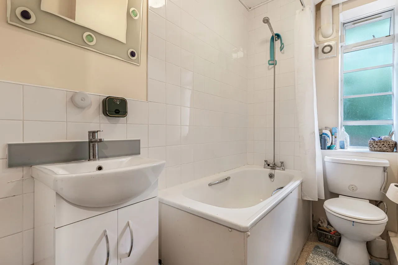 Brixton Hill, London, SW2, photo 10