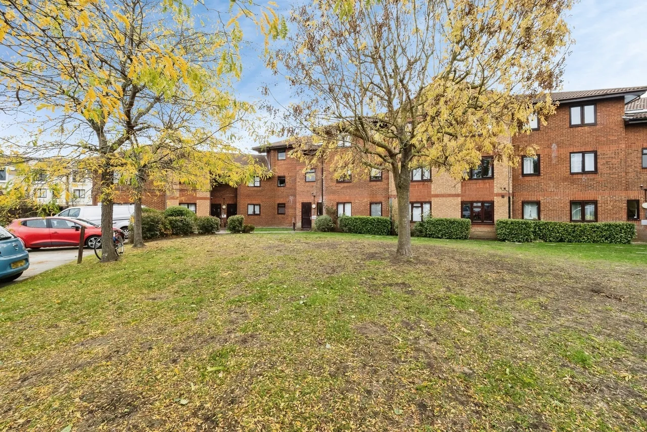 Arisdale Avenue, South Ockendon, RM15, photo 19