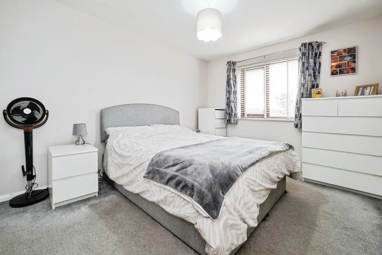 Arisdale Avenue, South Ockendon, RM15, photo 11