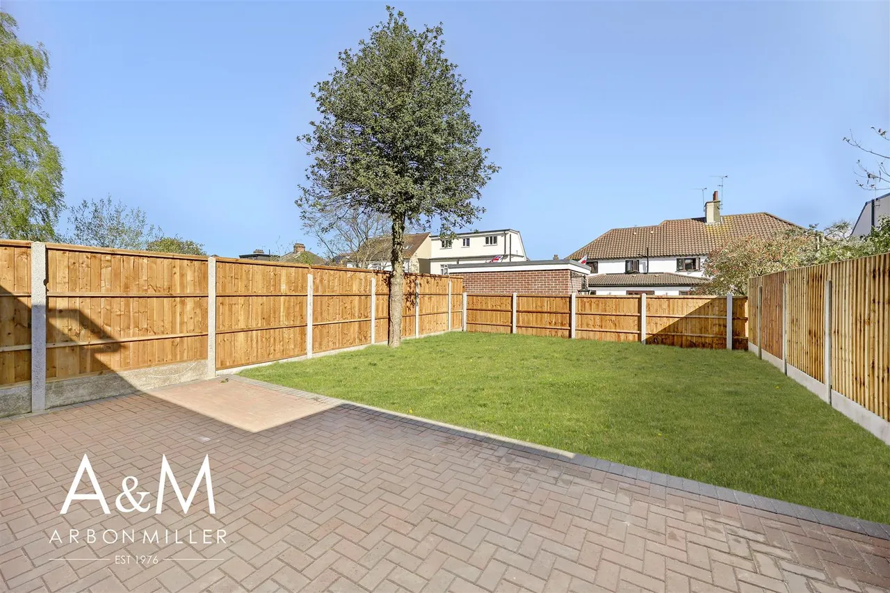 Heath Park Road, Romford, Essex, RM25UB, photo 20