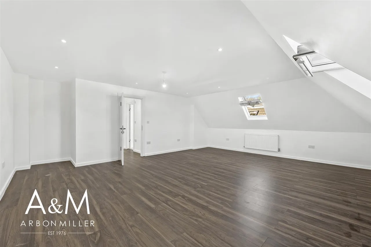 Heath Park Road, Romford, Essex, RM25UB, photo 18