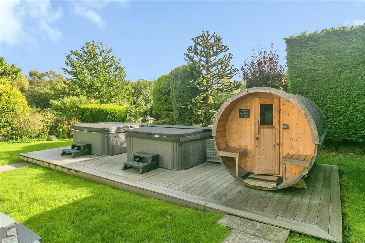 Rowen, Conwy, LL32, photo 30
