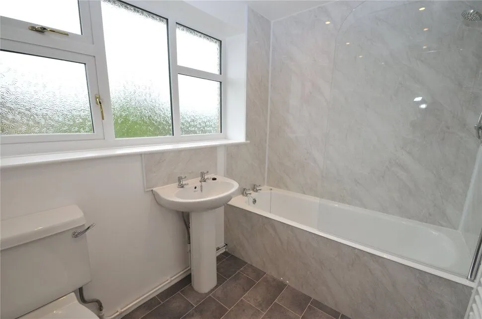Balmoral Road, Keynsham, Somerset, BS31, photo 4