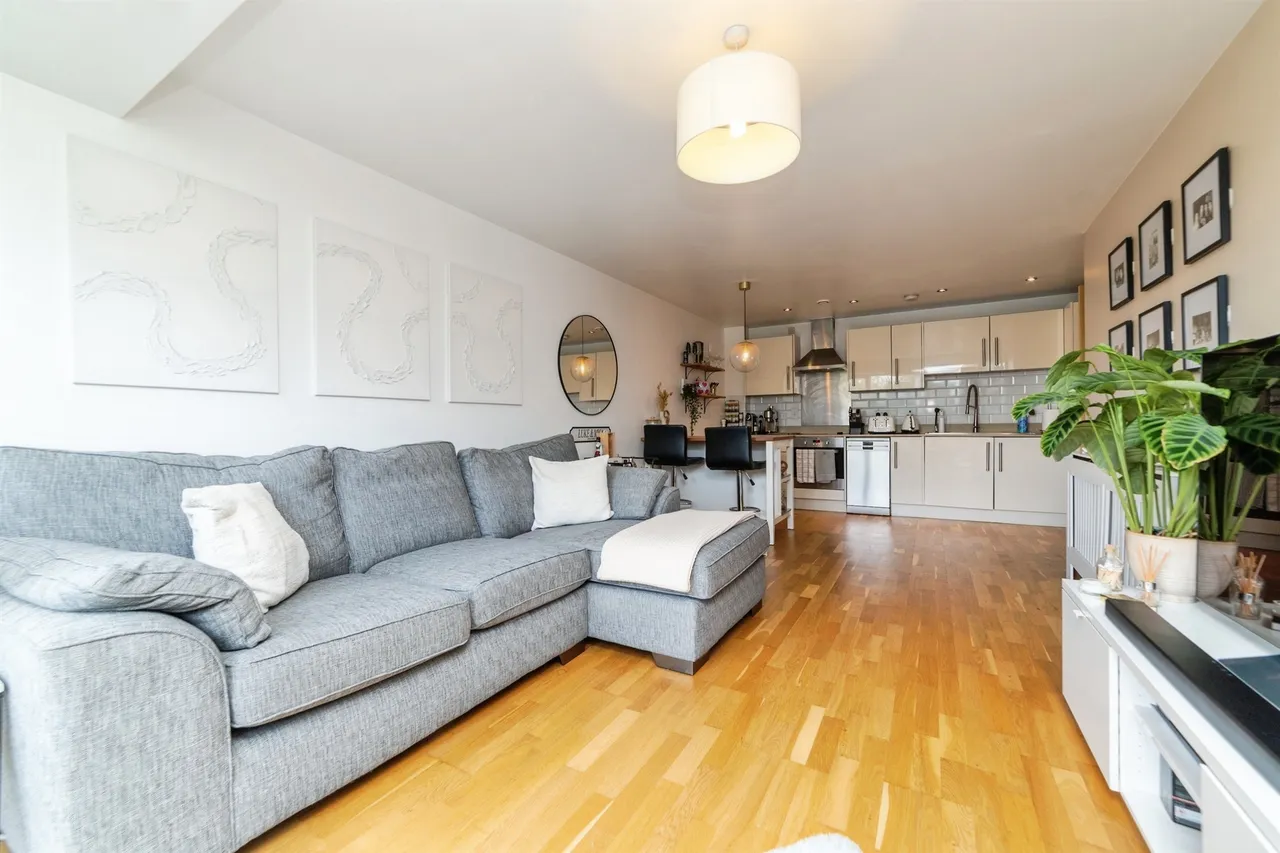 Smeaton Court, Hertford, SG13, photo 5