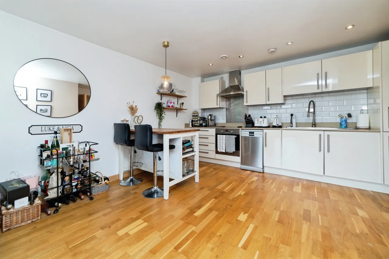 Smeaton Court, Hertford, SG13, photo 6