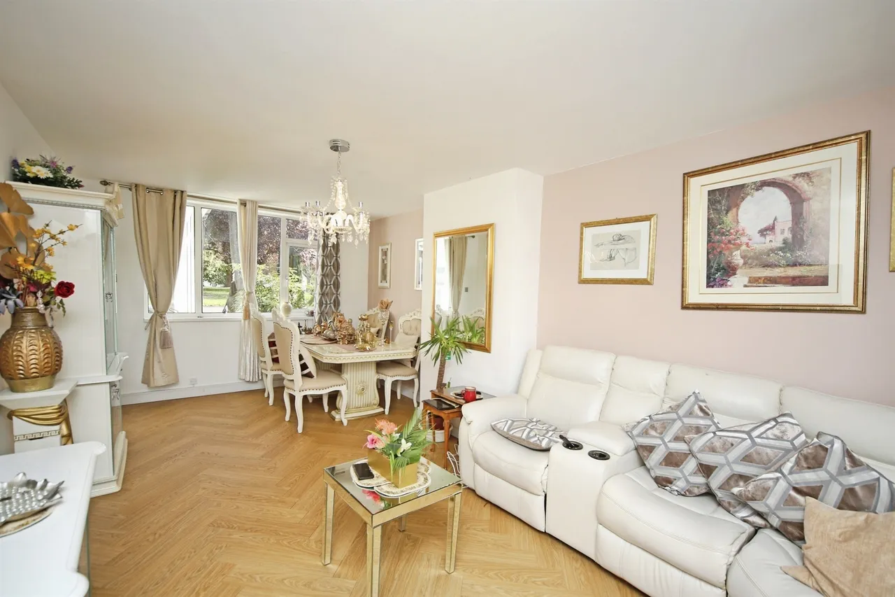 Castle Lane, Solihull, B92, photo 6