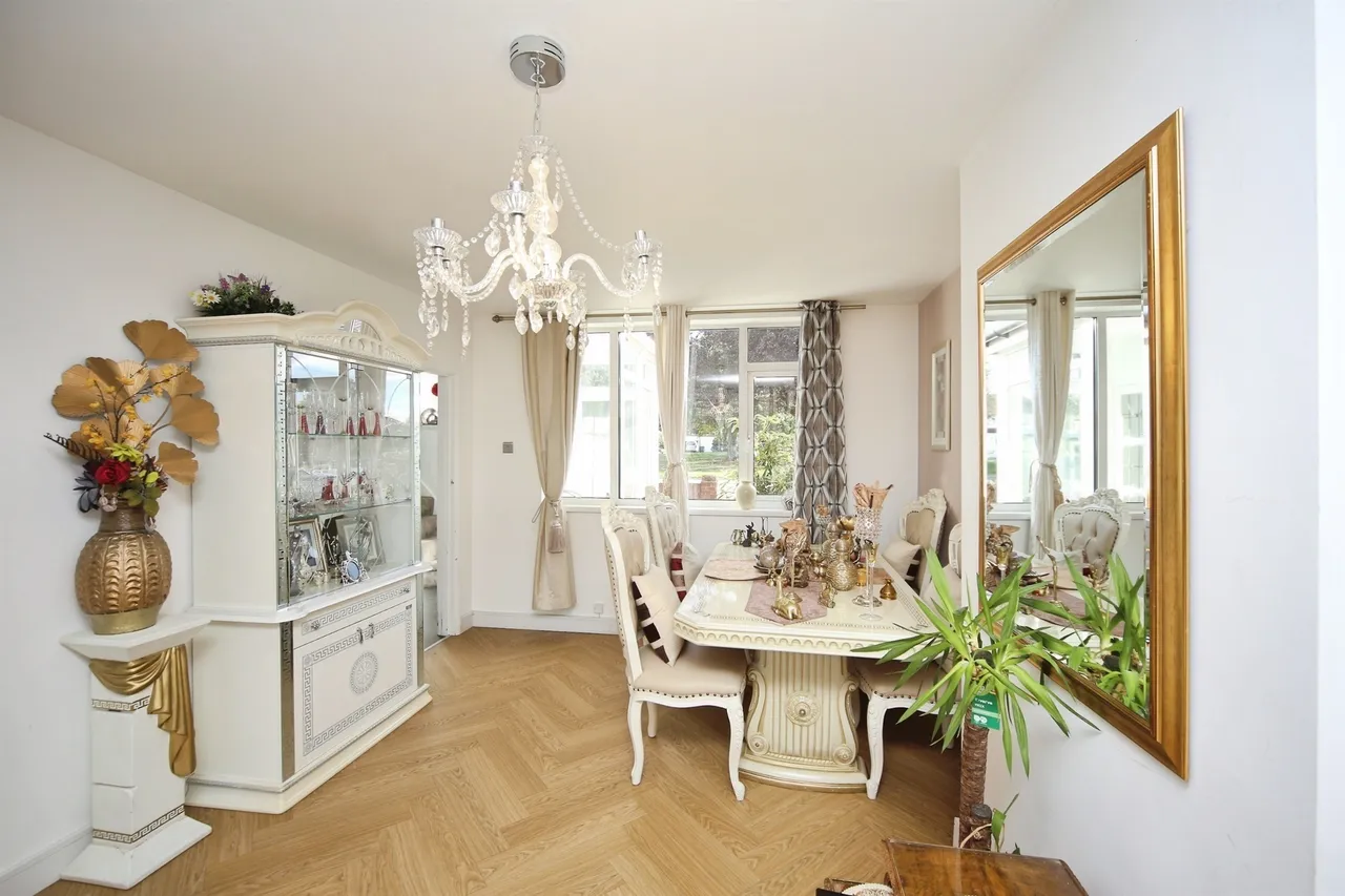 Castle Lane, Solihull, B92, photo 3