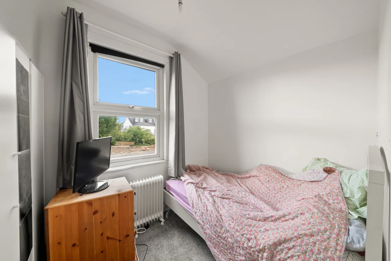 Mount Avenue, Southall, UB1, photo 6