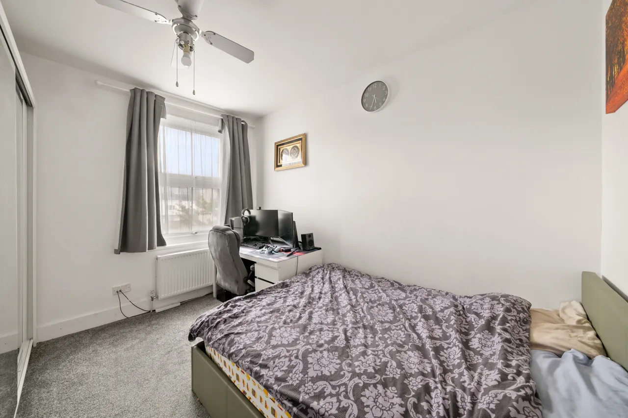 Mount Avenue, Southall, UB1, photo 9
