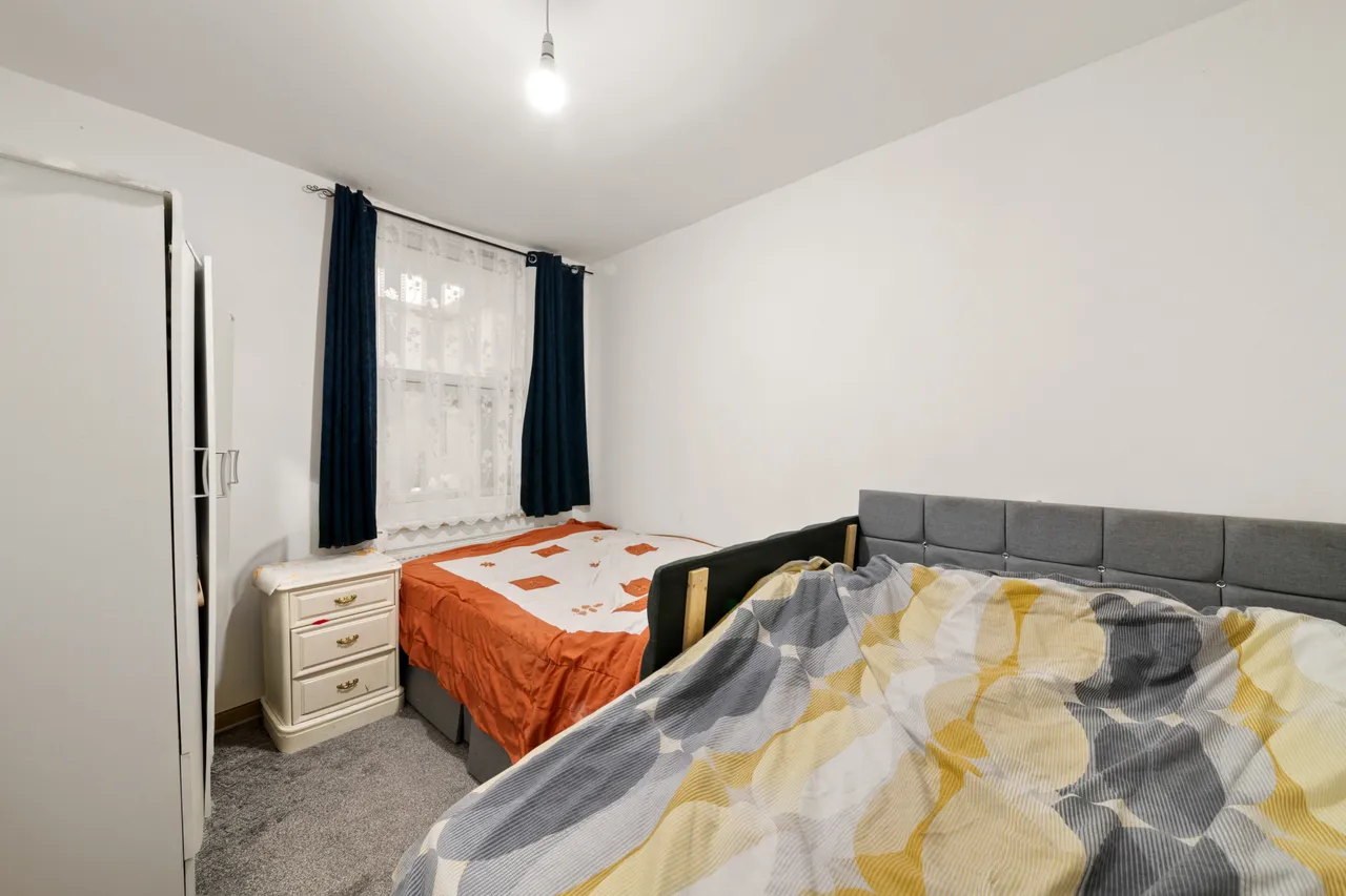 Mount Avenue, Southall, UB1, photo 13