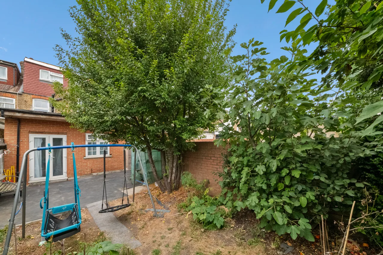 Mount Avenue, Southall, UB1, photo 12