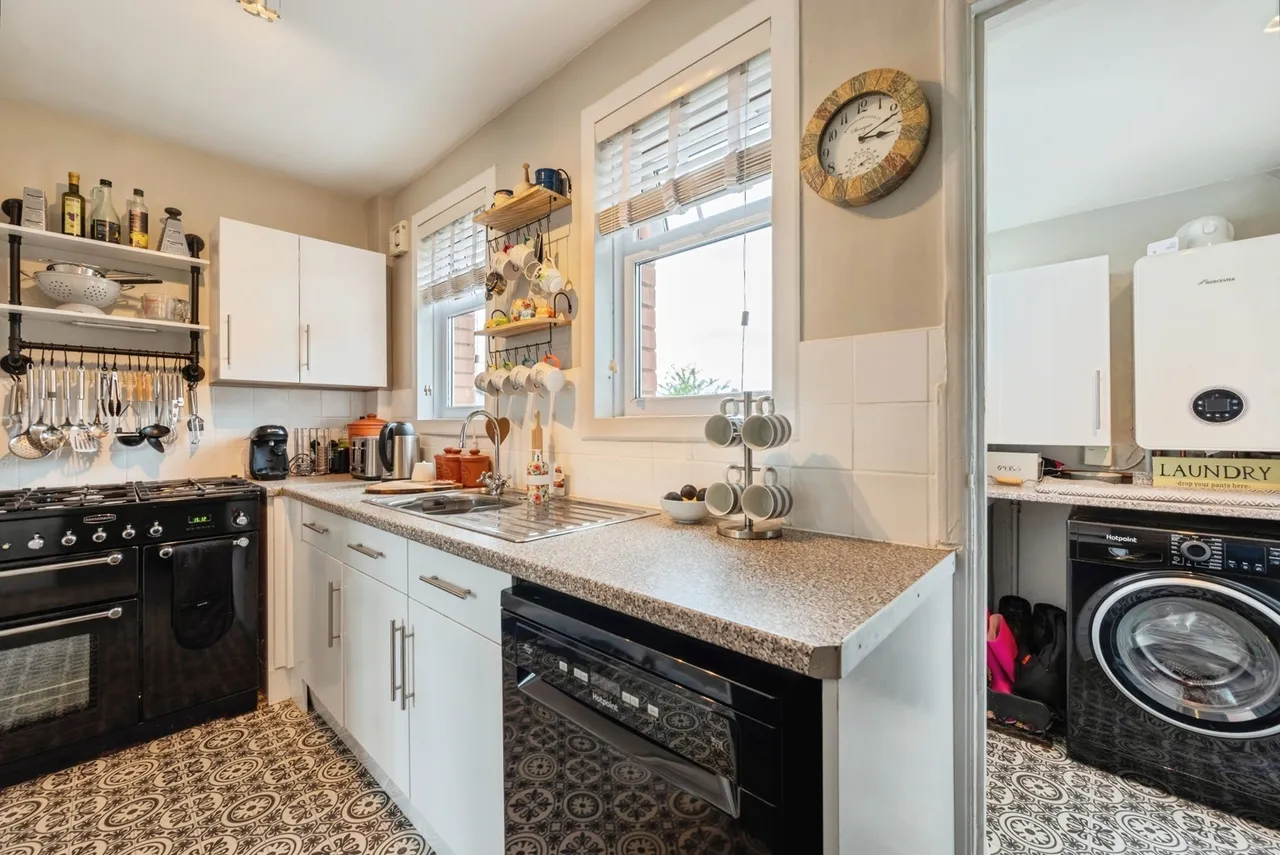 Caswarth Terrace, PL28, photo 8