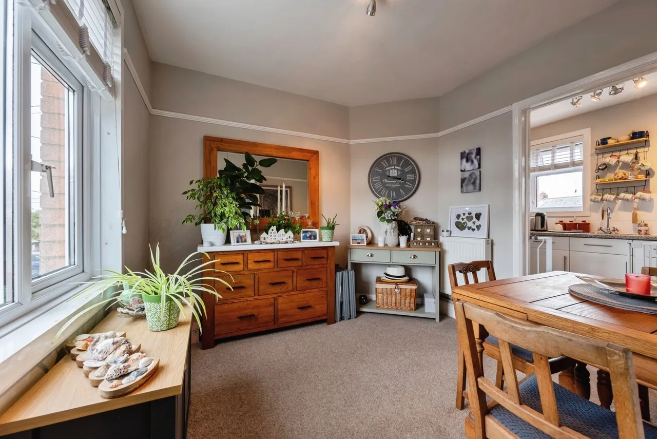 Caswarth Terrace, PL28, photo 6