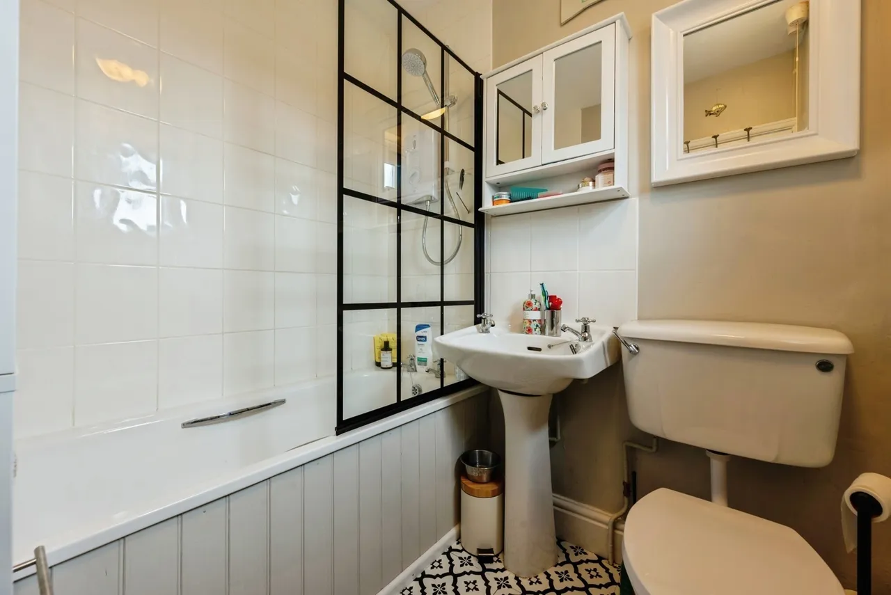 Caswarth Terrace, PL28, photo 12