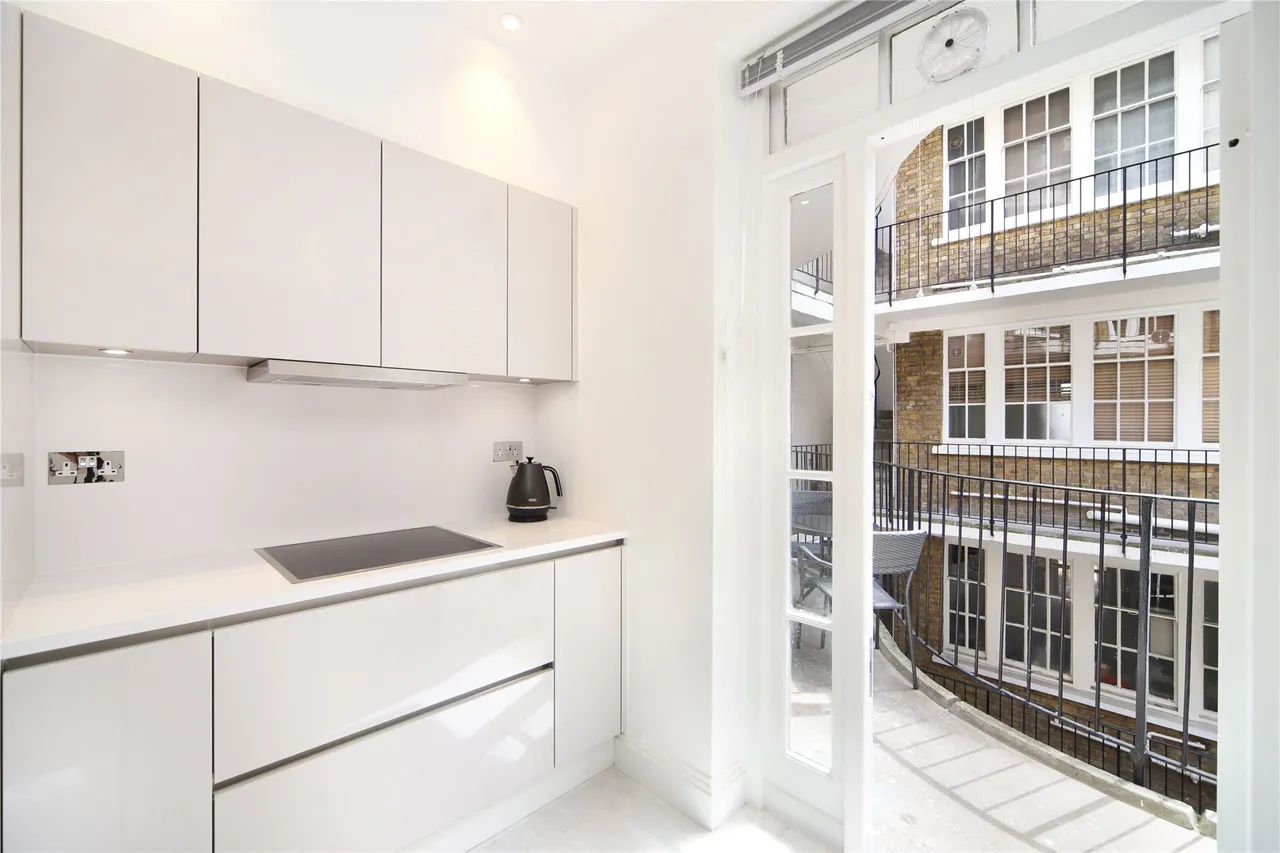 Fulham Road, Chelsea, London, SW3, photo 5