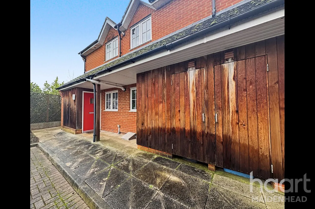 Arthur Close, Maidenhead, SL6, photo 2