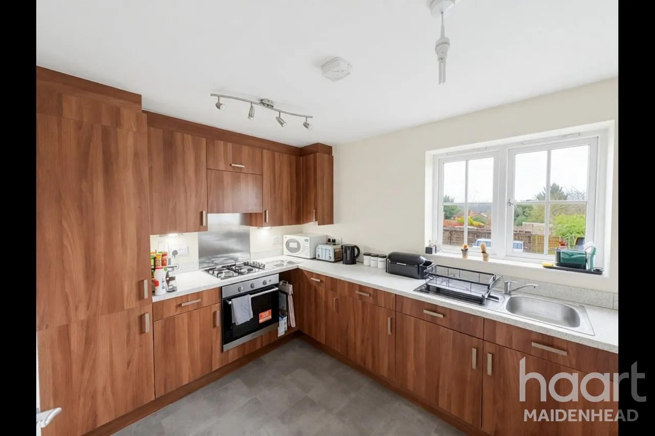 Arthur Close, Maidenhead, SL6, photo 6
