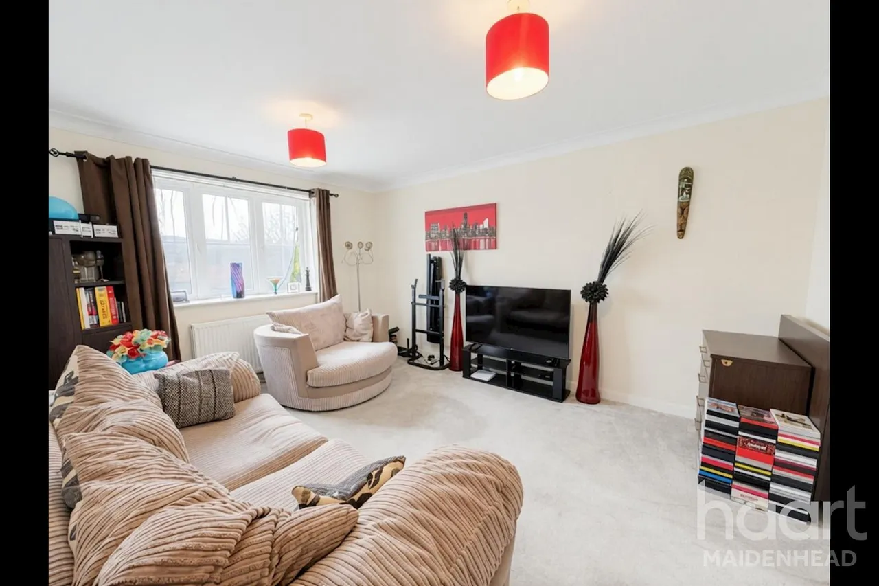Arthur Close, Maidenhead, SL6, photo 3