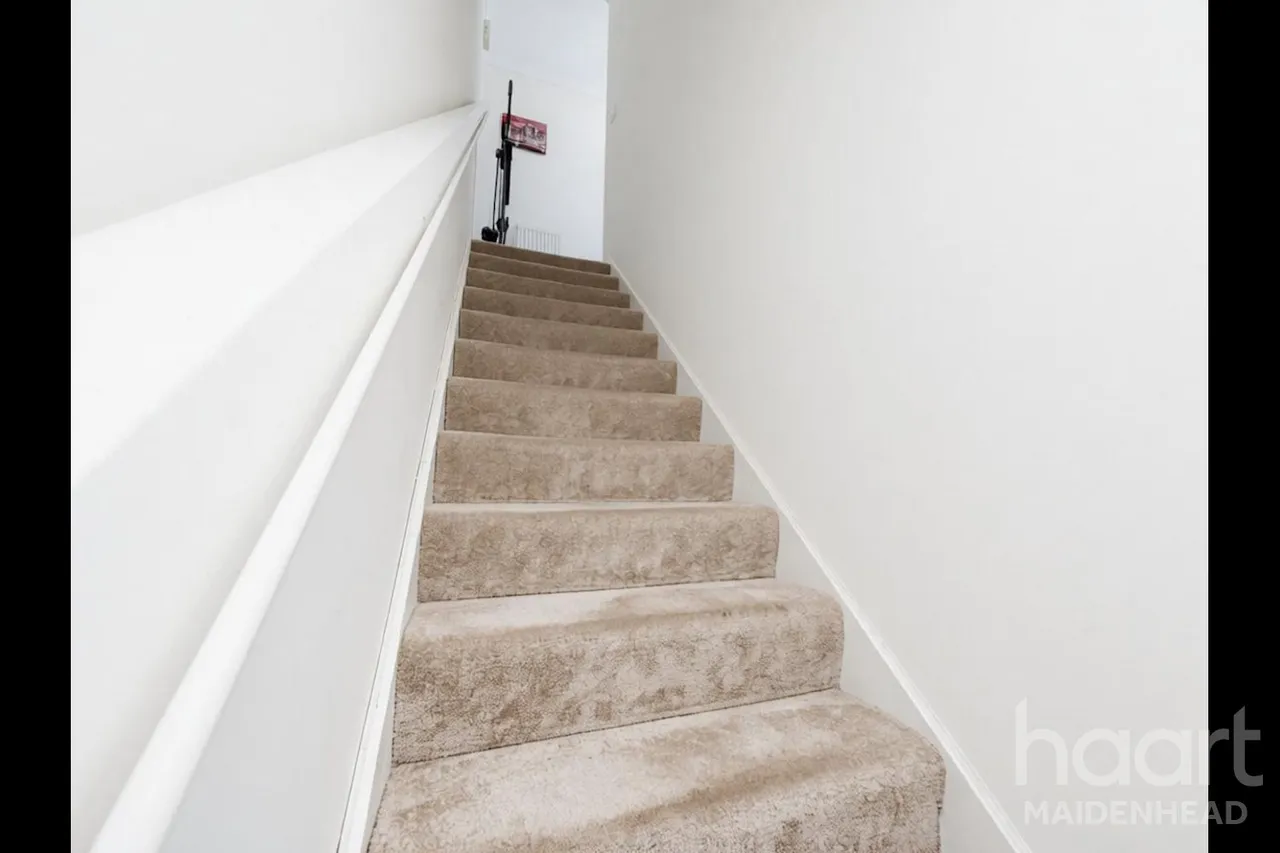 Arthur Close, Maidenhead, SL6, photo 7