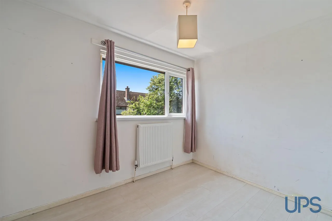 Horn Drive, Lenadoon, BT11, photo 18