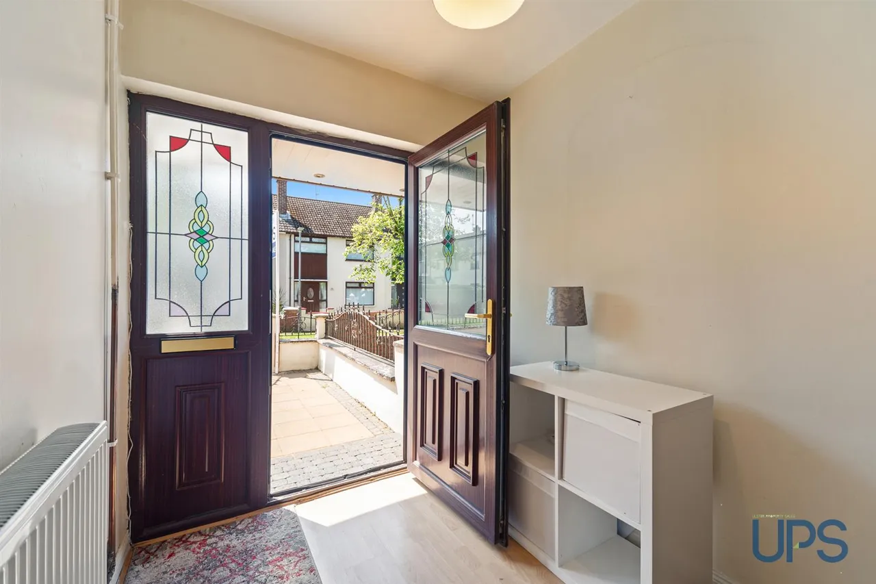 Horn Drive, Lenadoon, BT11, photo 4